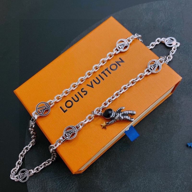 Louis Vuitton Necklaces